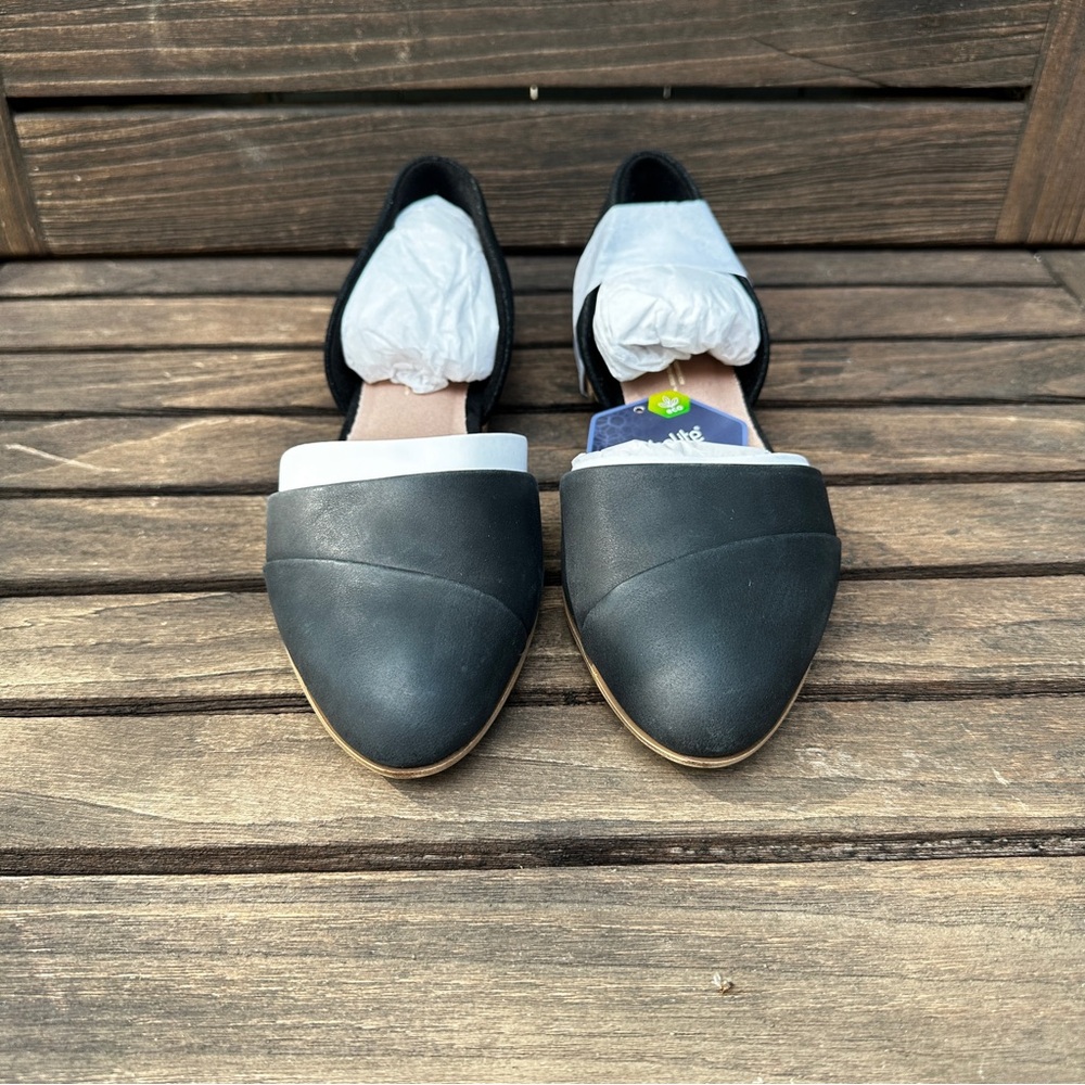 Toms Black Jutti Dorsay Flat